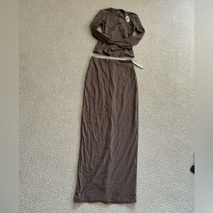 Fits Everybody Amethyst Set Small Top Med Skirt New Sold Out